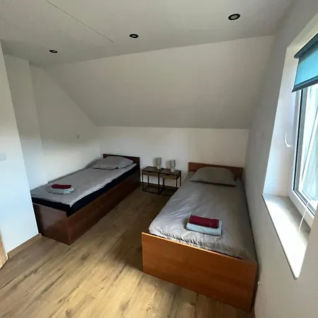 公寓 W Rytrze 鲁特罗